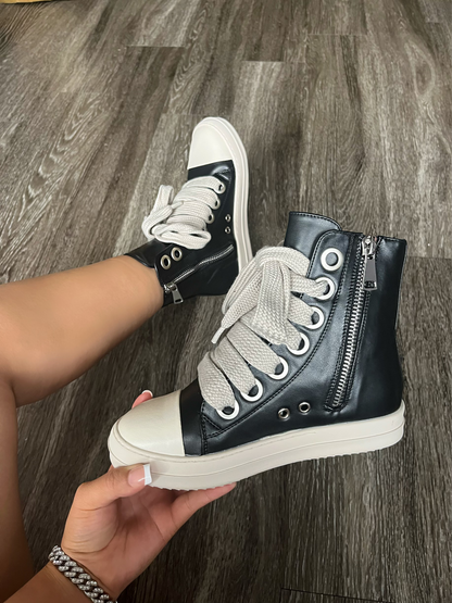 Ricky Gal Sneakers